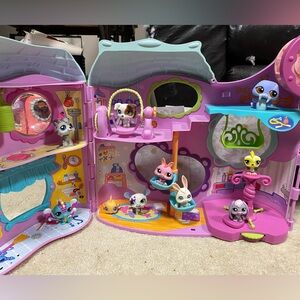 Littlest Pet Shop LPS lot + play set